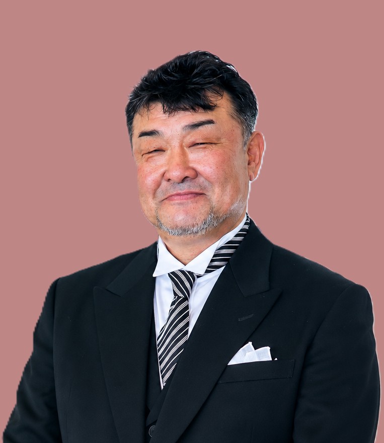 専任講師 渡部 恵太